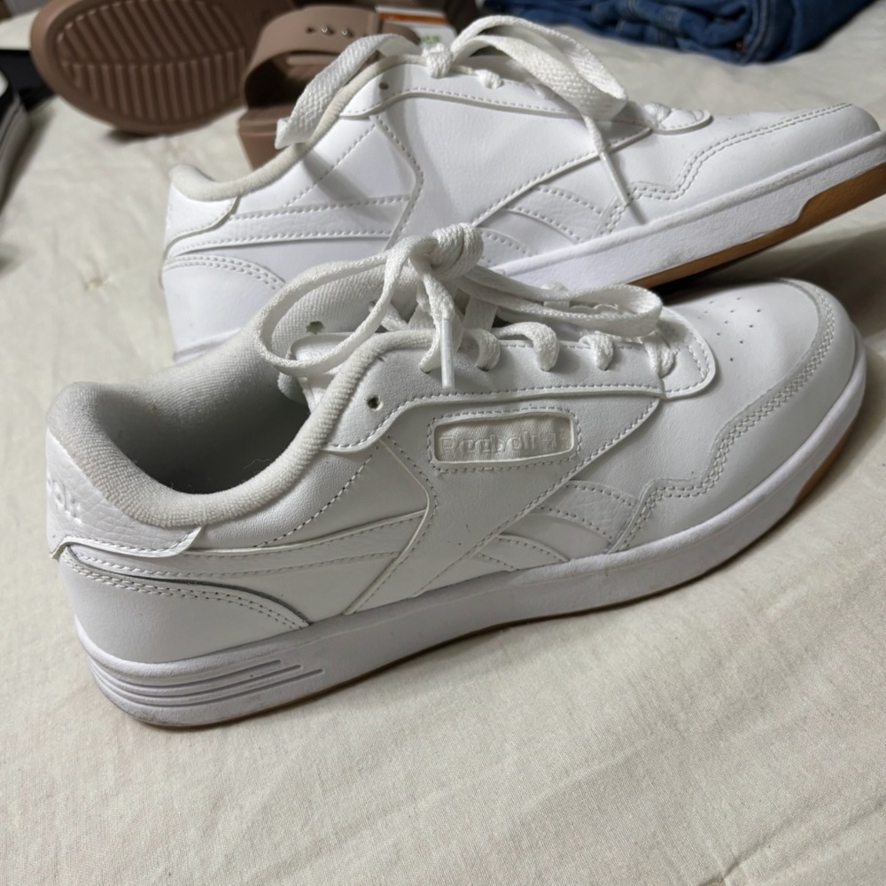 Worn once. Reebok